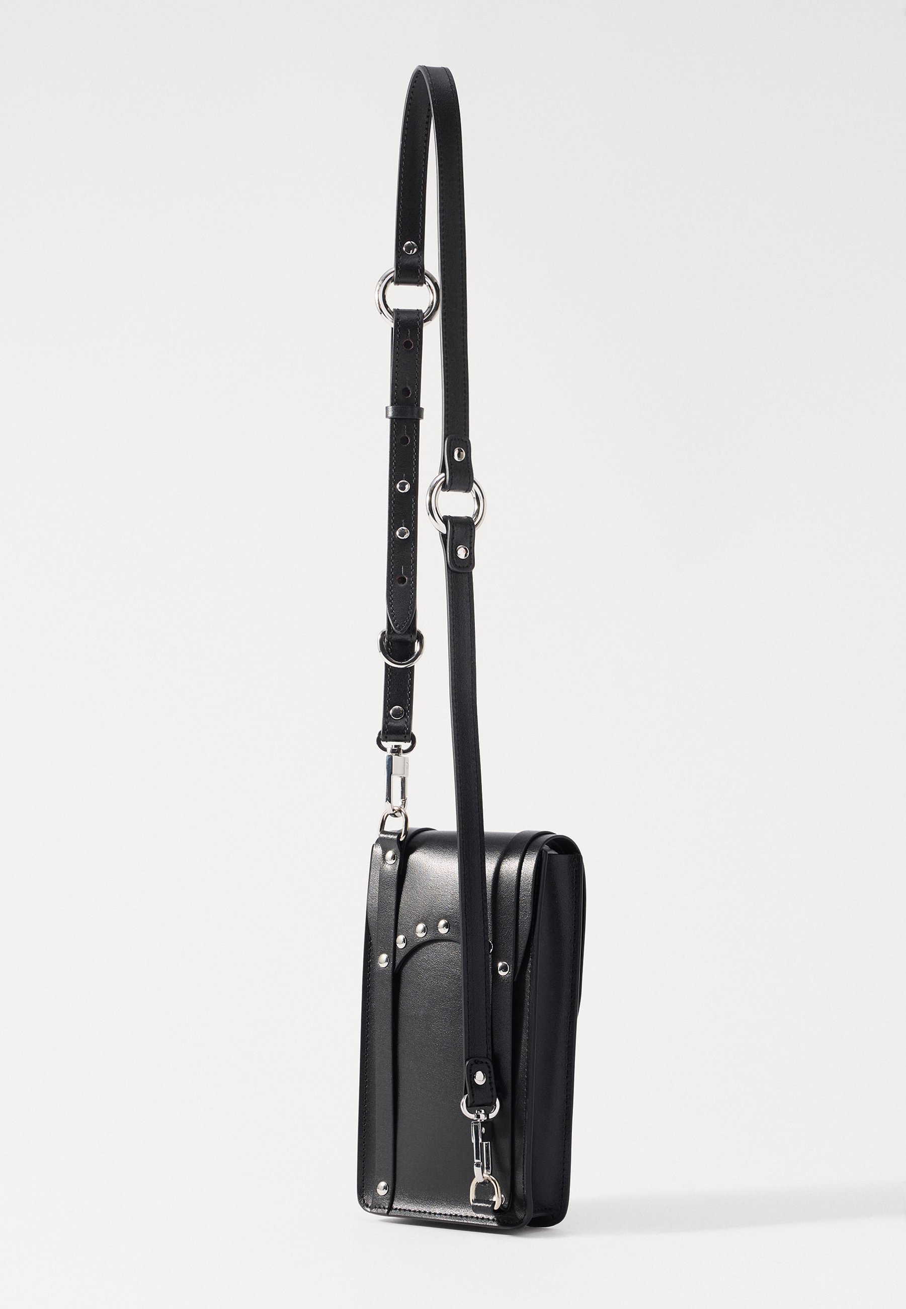 Vivienne Westwood マックス ミニ クロスボディ Black Mini Max Crossbody Bag by Vivienne Westwood on Sale