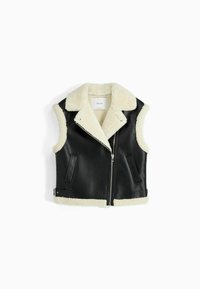 Svart läderärmklädd väst fodrad med krämfärgad faux shearling, med en notch-krage, framsida med dragkedja och två sidfickor.