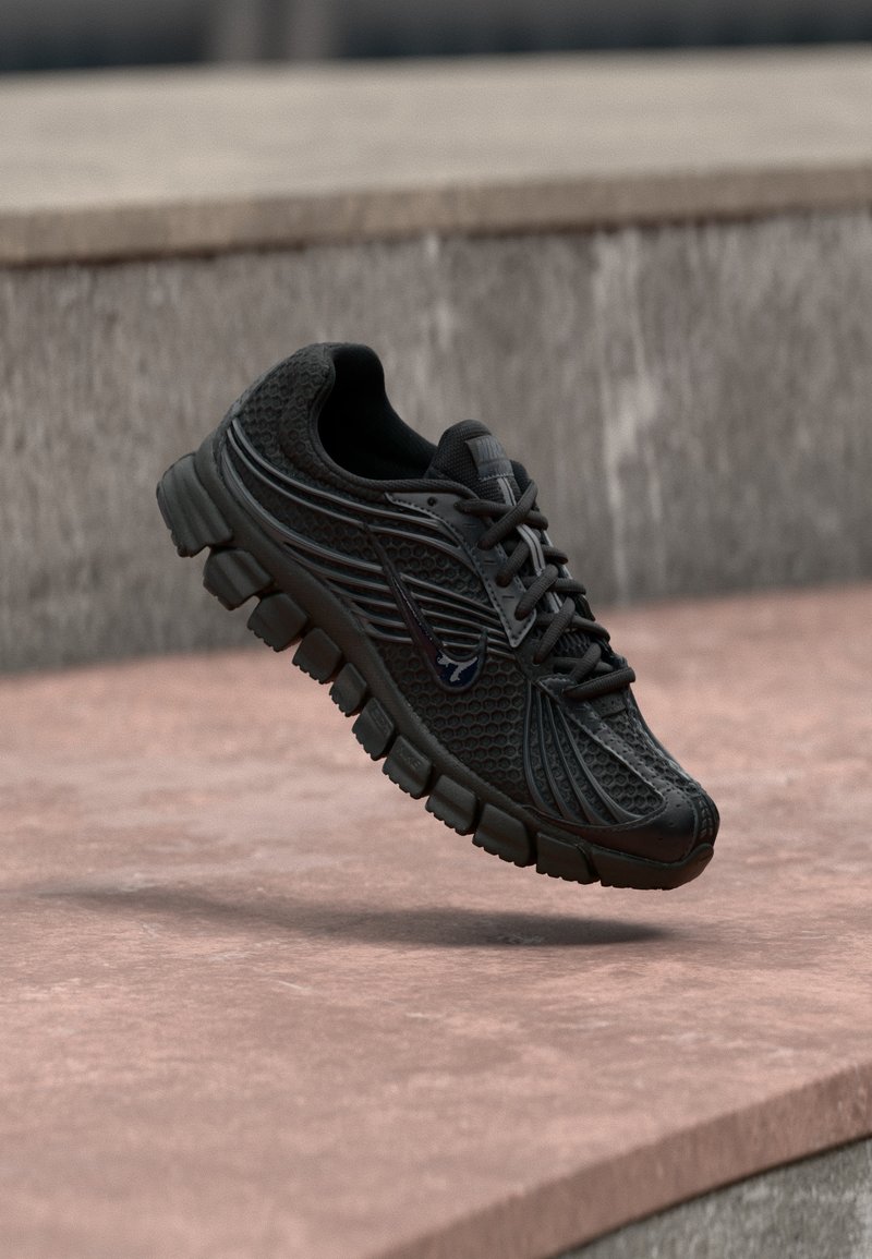 ZOOM SKYLON 11 black/anthracite/black