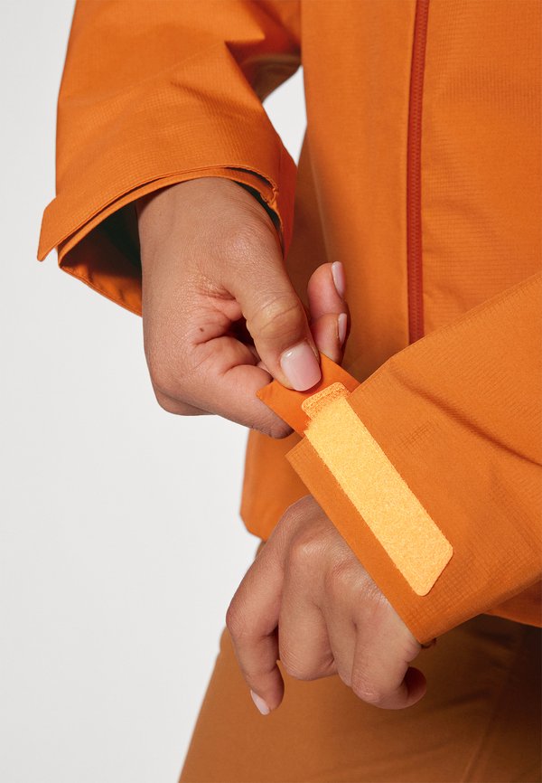 SUMMIT SEEKER  - Hardshell jacket - blazing fire2