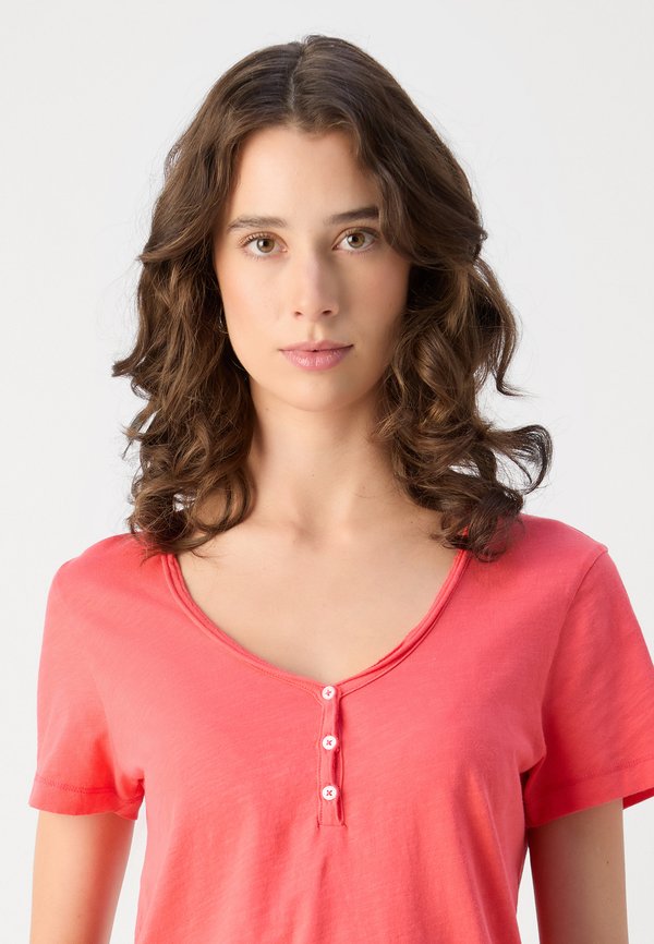 BASIC TEE - Basic T-shirt - cayenne3