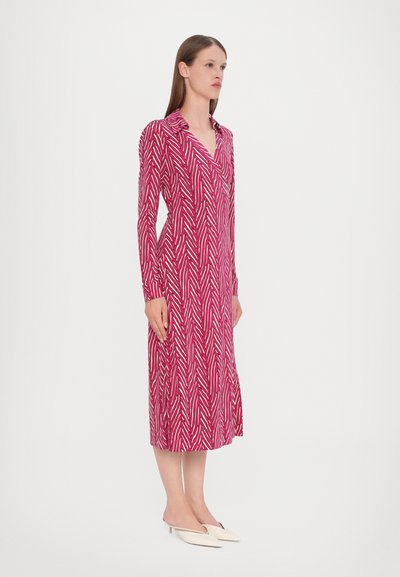 Diane von Furstenberg ABIGAL WRAP DRESS WITH CUFF - Maxi šaty - dark red