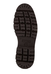 Gummisohle eines Schuhs in Dunkelbraun mit tiefem Profilmuster. Verfügt über rechteckige und diagonale Rillen für besseren Halt und Stabilität.