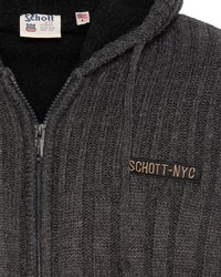 Sweat à capuche gris en maille avec une fermeture éclair intégrale, une texture côtelée et une doublure en polaire. Comprend un patch en tissu avec l'inscription "SCHOTT-NYC" en lettres dorées.