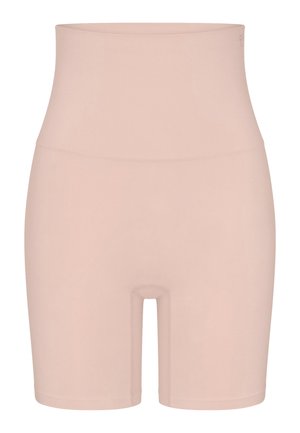 Hochtaillierte nahtlose beige figurformende Shorts mit mittlerer Oberschenkellänge und glatter Stoffstruktur.