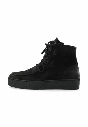 Talvesaapad - black black