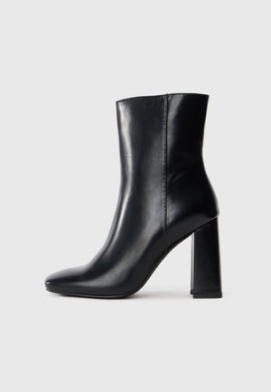 KOS - Bottines à talons hauts - black