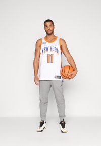 Nike Performance NBA CITY EDITION NEW YORK KNICKS JALEN BRUNSON - NBA krekls - white