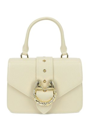 Borsa a mano in pelle color crema con manico superiore e chiusura a anello dorato intrecciato con dettagli a forma di cuore sulla patta frontale.