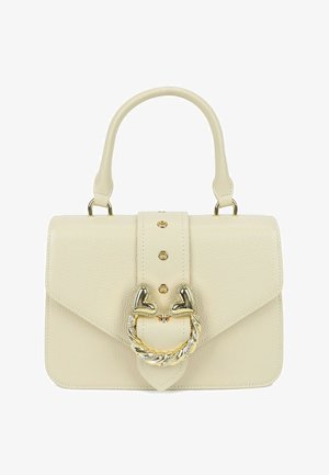 Borsa a mano in pelle color crema con manico superiore e chiusura a anello dorato intrecciato con dettagli a forma di cuore sulla patta frontale.