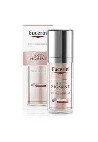 Eucerin Anti-Pigment Dual Serum in einer klaren Flasche mit einer silbernen Pumpe. Die Verpackung hat rote und rosa Akzente und kennzeichnet die Inhaltsstoffe sowie den Zweck.