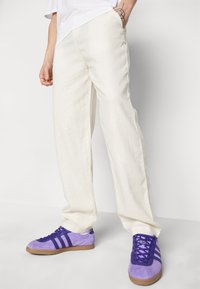 Denim Project DPBAGGY - Kelnės - offwhite