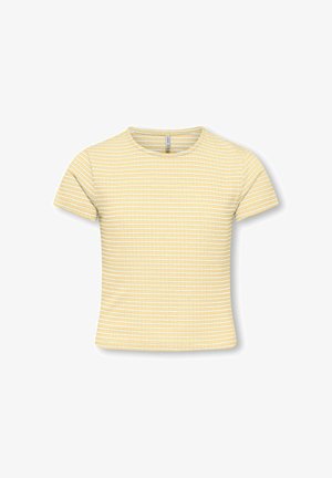 Gul kortærmet crop-top med tynde hvide horisontale striber og rund halsudskæring på hvid baggrund.