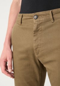 BOSS SLIM - Chinos - open green
