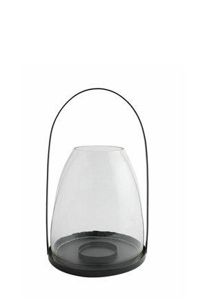 Glaslaterne mit schwarzem Metallfuß und Griff, entworfen, um eine Kerze im runden Halter an der Basis zu halten.