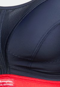 Thumbnail Image 3