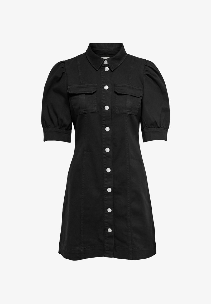 Robe en denim noir avec fermeture boutonnée à l'avant, manches courtes bouffantes, deux poches poitrine, et silhouette ajustée avec un ourlet droit.
