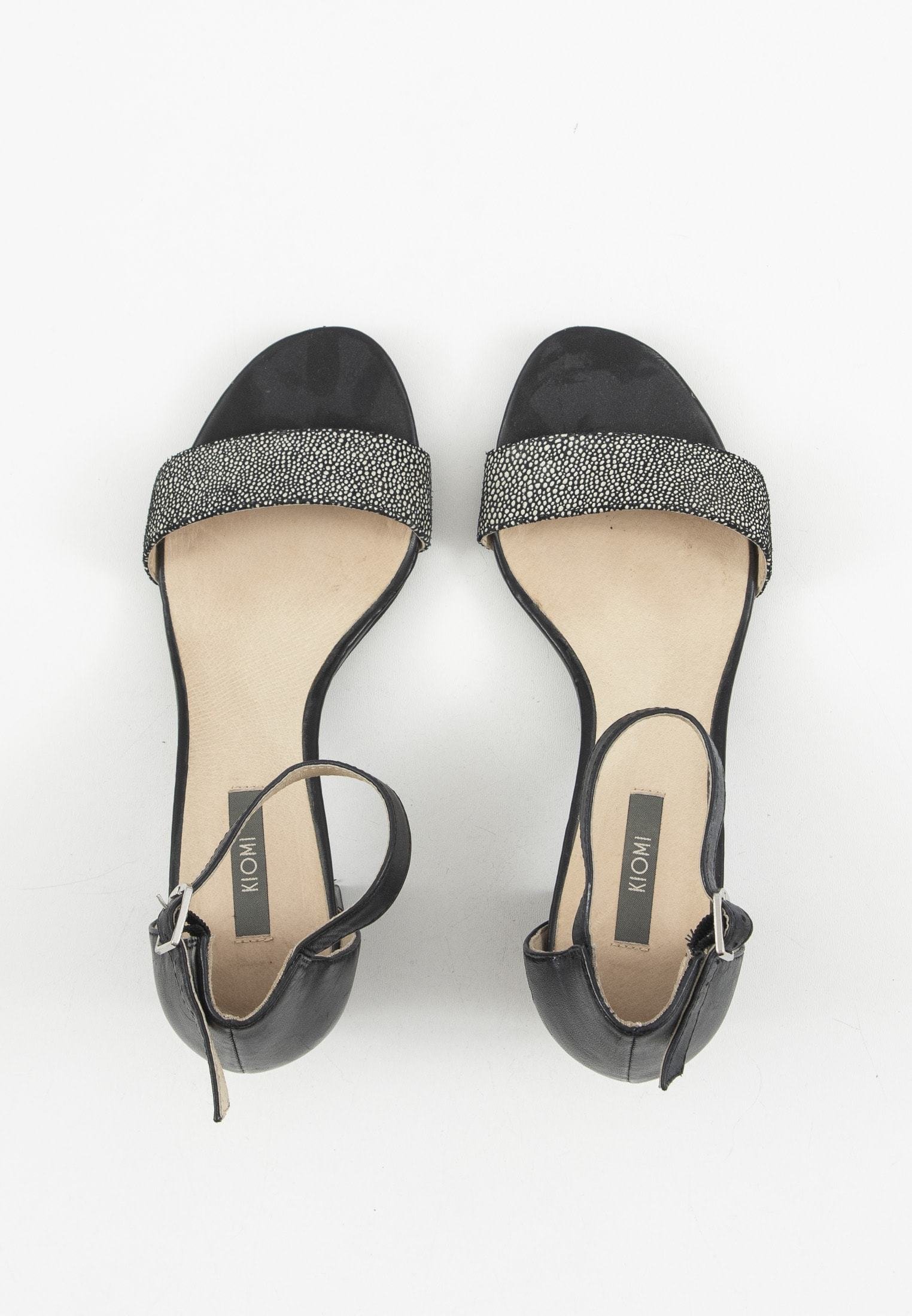 KIOMI Sandalias - schwarz/negro - Zalando.es