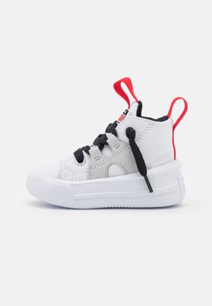 CHUCK TAYLOR ALL STAR ULTRA COLOR POP MID UNISEX - Sneakers hoog - white/black/university red