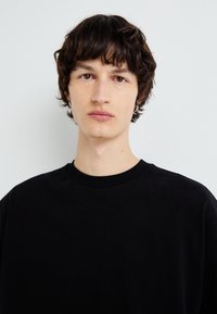 Weekday GREAT BOXY - Tricou basic - black