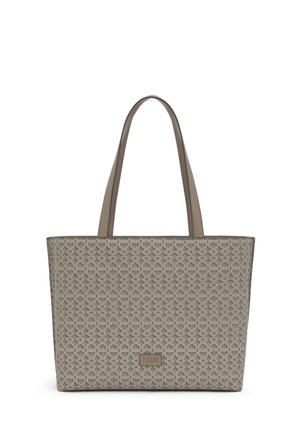 Bolso tote de color topo con asas largas para el hombro, un estampado geométrico repetido y una pequeña placa con el logotipo de TOUS, sobre fondo blanco.