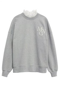 Grijze sweatshirt met een oversized pasvorm, gestructureerde witte gerimpelde kraag en wit "MNG"-logo aan de voorkant. Zachte stof, minimalistisch design.