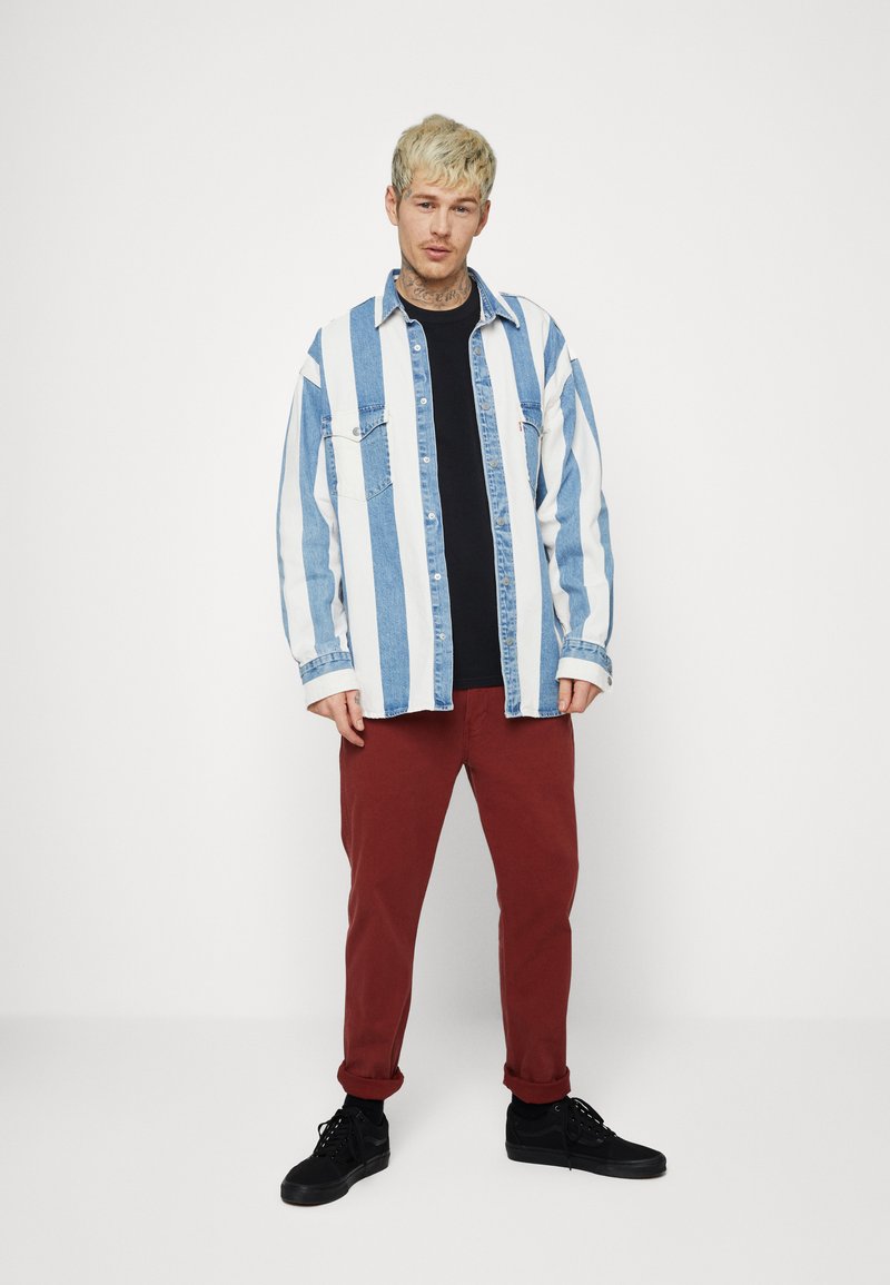 Levi's® BARSTOW WESTERN UNISEX - Camisa - blue denim/white