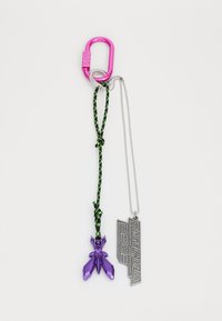 KEY CHAIN - Avaimenperä - purple fly mix