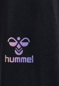 Hummel Träningsshorts - black