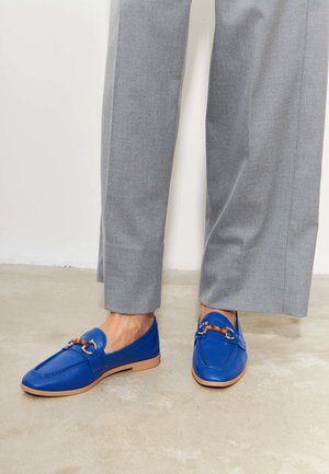 Cesare Gaspari Slip-ons - blue