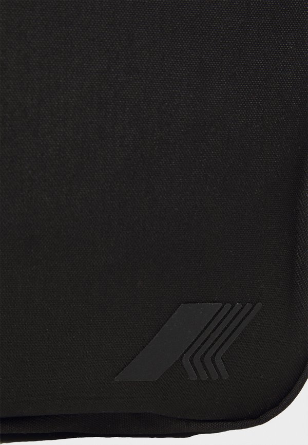 ENOA UNISEX - Rucksack3