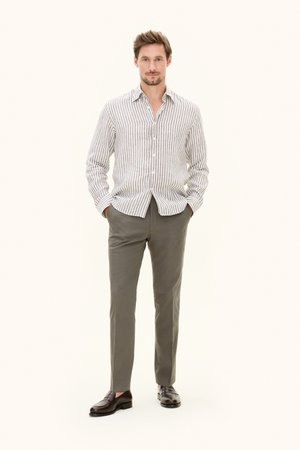 Oscar Jacobson, REG FIT STRIPED  - Camicia - basket beige