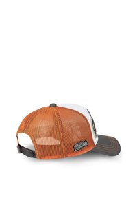 Casquette en maille orange à l'arrière avec un devant blanc, visi ère grise et logo noir. Dispose d'un système de fermeture à pression ajustable pour personnaliser la taille.