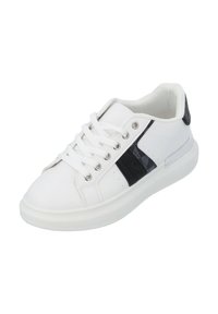 Białe sneakersy z gładką syntetyczną cholewką, z czarnym teksturowanym paskiem i okrągłym czubkiem. Białe sznurowadła i gumowa podeszwa.
