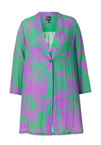 Leichte, übergroße Jacke aus lila Stoff mit grünen Blumenmustern, mit einem Reverskragen und einem einzigen Knopfverschluss.