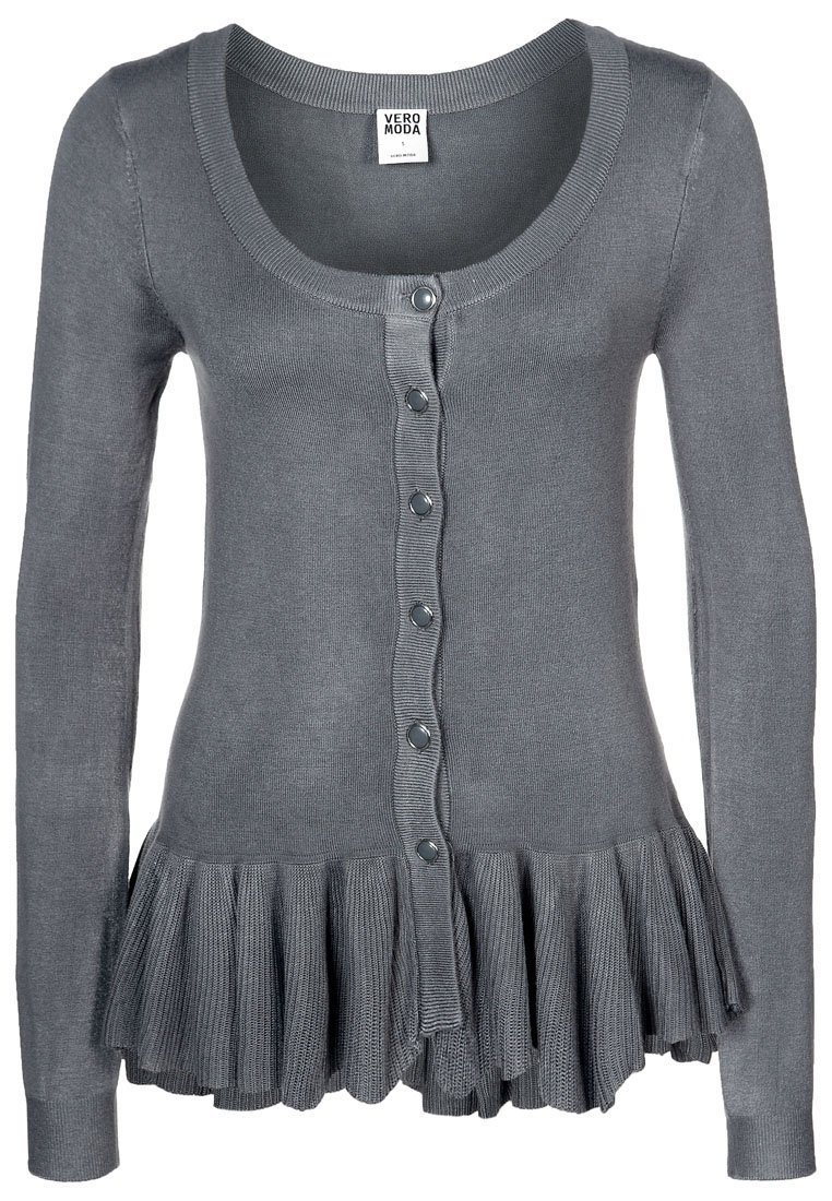 Szary kardigan wykonany z miękkiej dzianiny, z okrągłym dekoltem, długimi rękawami i poszerzanym dołem z falbanką oraz zapięciem na guziki z przodu.