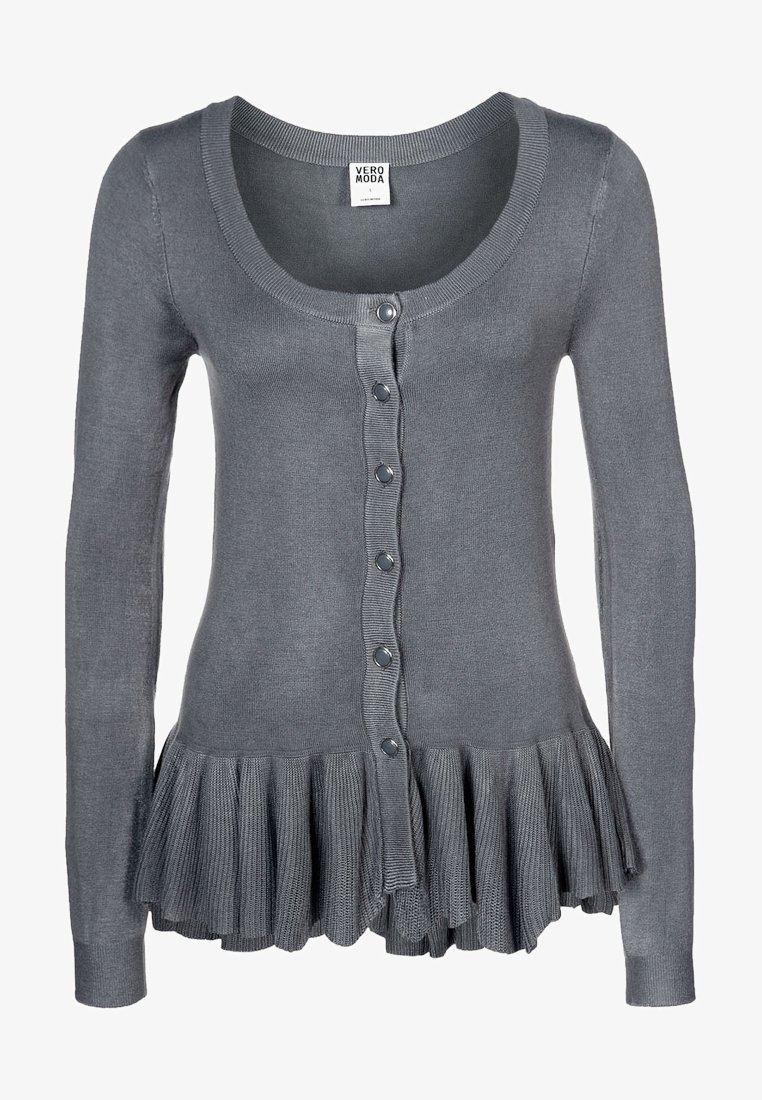 Szary kardigan wykonany z miękkiej dzianiny, z okrągłym dekoltem, długimi rękawami i poszerzanym dołem z falbanką oraz zapięciem na guziki z przodu.