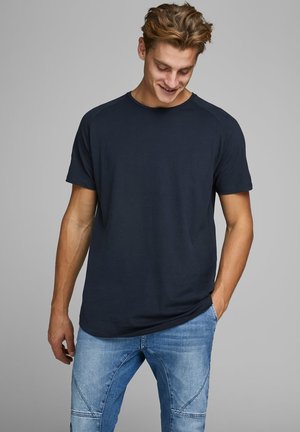 JJECURVED TEE O NECK - Jednoduché triko - navy blazer