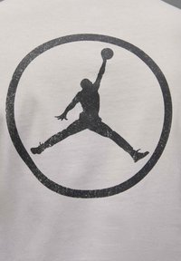 JORDAN BRAND - Majica kratkih rukava s printom - sail off noir