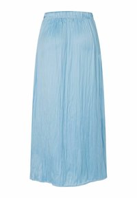 Jupe plissée bleu clair, arrive au genou, avec une taille elasticisée. Présente une texture lisse et un design fluide, adaptée pour une tenue décontractée.