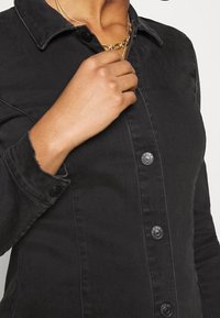 ONLY Farkkumekko - black