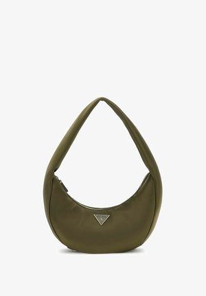 Sac à épaule vert olive en matériau lisse, avec un design incurvé et une fermeture éclair. Comprend un accent logo argenté de marque.