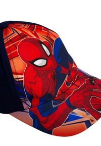 Cappellino per bambini con una grafica colorata di Spider-Man in rosso e blu, con Spider-Man che spara ragnatele su uno sfondo arancione.