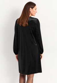 Cellbes of Sweden V-NECK - Cocktailkleid/festliches Kleid - black