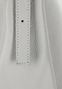 faina Geantă de mână - grau