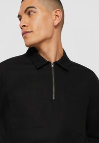 Urban Classics HALF ZIP - Overhemd - black