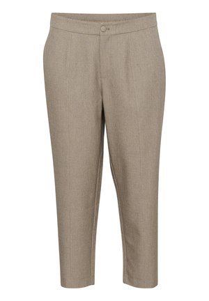 Pantalons beiges ajustés avec une texture lisse, présentant une coupe droite, des plis avant et une fermeture à bouton simple à la taille.