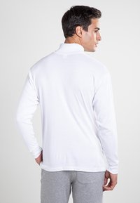 JBS Langarmshirt - white