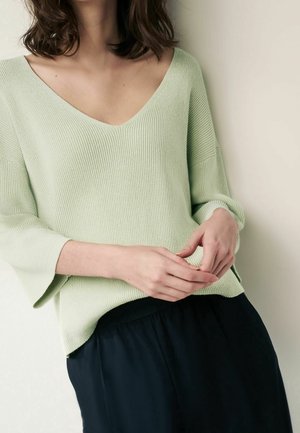Pullover - green