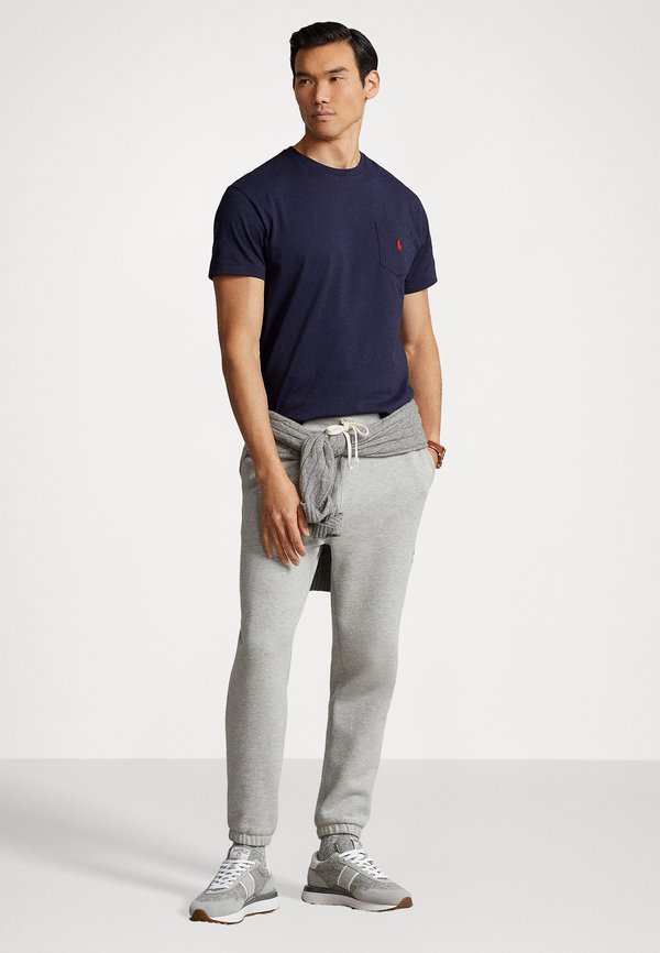 CLASSIC FIT JERSEY POCKET T-SHIRT - Basic T-shirt - ink3